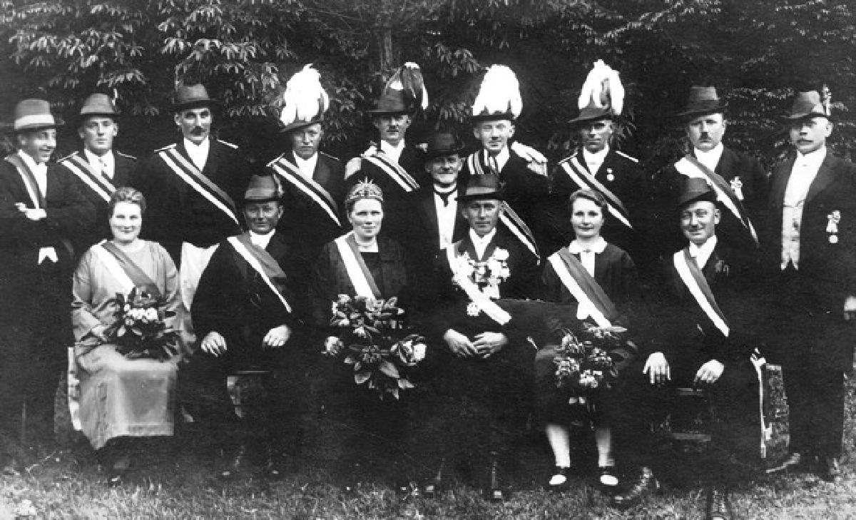 Thron 1928/1929 - Heinrich I.